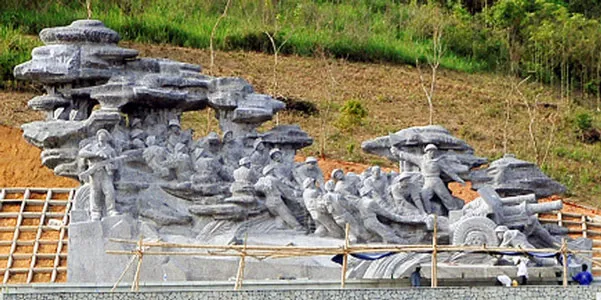 Sáng 6-5: Khánh thành cụm tượng đài kéo pháo vào Điện Biên