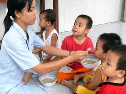 Những người mẹ lặng thầm!