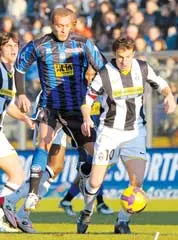 Serie A - vòng 36 Inter (1) - Siena (14): Giờ phút đăng quang ảnh 2