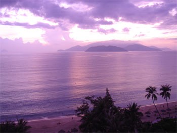The Nha Trang beach. A Japanese TV crew has arrived to shoot this and other stunning images of Nha Trang and the rest of Vietnam. The Nha Trang beach. A Japanese TV crew has arrived to shoot this and other stunning images of Nha Trang and the rest of Vietnam.