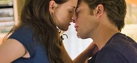 Nụ hôn của Kristen Stewart và Robert Pattinson trong phim Chạng Vạng Một cảnh diễn của Nữ diễn viên Ashley Tisdale trong High School Musical 3: Senior Year Nam diễn viên đột phá nhất Jim Carrey phim Yes Man Amy Poehler và Khoảnh khắc ấn tượng nhất Ca sĩ Miley Cyrus đoạt giải Ca khúc hay nhất trong phim Nụ hôn của Kristen Stewart và Robert Pattinson trong phim Chạng Vạng Một cảnh diễn của Nữ diễn viên Ashley Tisdale trong High School Musical 3: Senior Year Nam diễn viên đột phá nhất Jim Carrey phim Yes Man Amy Poehler và Khoảnh khắc ấn tượng nhất Ca sĩ Miley Cyrus đoạt giải Ca khúc hay nhất trong phim