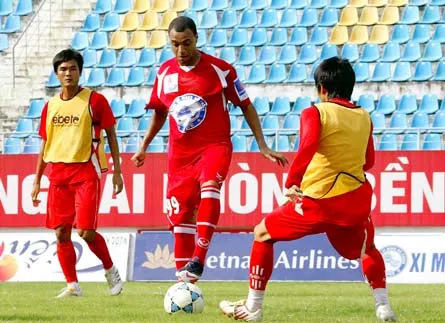 Denilson gia nhập Xi măng Hải Phòng - Đất cảng thắng về thương hiệu