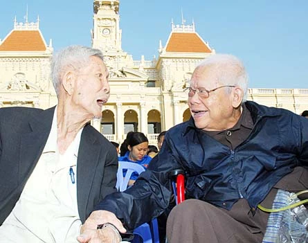 Huỳnh Văn Tiểng - Một người anh của phát thanh và truyền hình Việt Nam