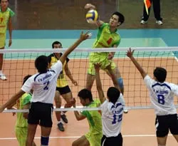 Giải bóng chuyền Đức Long Gia Lai mở rộng năm 2009: Đức Long quân khu 5 thắng tưng bừng