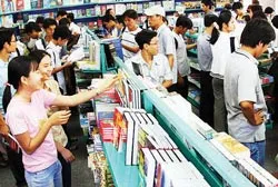 Xuất bản ra “biển lớn”