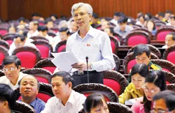 Cấm bác sĩ nhận tiền “bồi dưỡng”