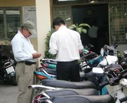 Phớt lờ !