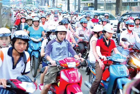 Những vấn đề cần chất vấn