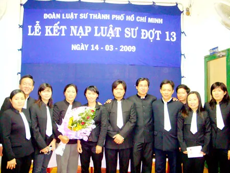 Luật sư – Từ thực tế nhìn lại. Bài 1: Lượng: thiếu, chất: mỏng