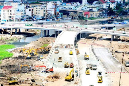 Đại lộ Đông Tây, một công trình trọng điểm của TPHCM. Ảnh: VIỆT DŨNG Đại lộ Đông Tây, một công trình trọng điểm của TPHCM. Ảnh: VIỆT DŨNG