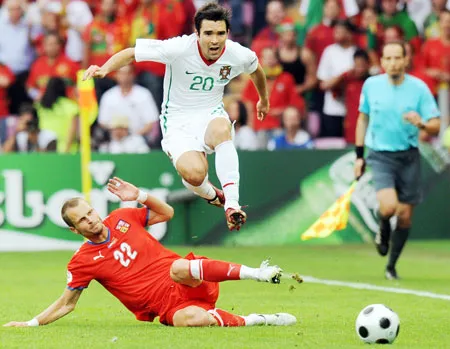 Bầu Hiển với dự án gây sốc: Đưa “sao” châu Âu đến V-League