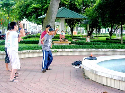 Công viên đài Liệt sĩ quận 4, nơi thư giãn và vui chơi của mọi lứa tuổi Công viên đài Liệt sĩ quận 4, nơi thư giãn và vui chơi của mọi lứa tuổi