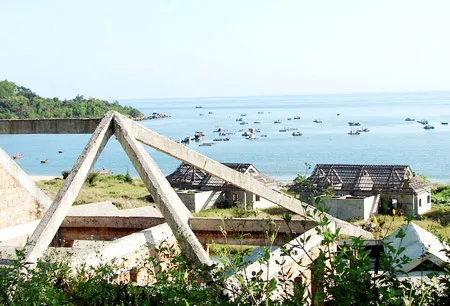 Đà Nẵng - Quảng Nam: Resort “xí” đất, thất nghiệp tăng