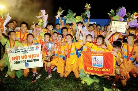 Chung kết giải bóng đá U21 Báo Thanh Niên 2009: SHB Đà Nẵng bảo vệ thành công ngôi vô địch