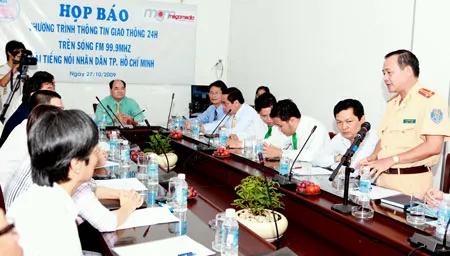 Đài tiếng nói Nhân dân TPHCM mở kênh FM “Thông tin Giao thông 24h”