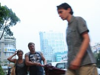 Foreigners in downtown Ho Chi Minh City. (Filed photo) Foreigners in downtown Ho Chi Minh City. (Filed photo)