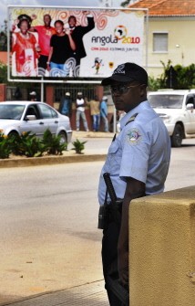 An Angolan policeman stands guard outside the Tunisian national football team Hotel on the eve of their group stage match at the African Cup of Nations CAN2010 against Zambia at the Grand Hotel Huila in Lubango, Angola on January 12, 2010. (AFP photo) An Angolan policeman stands guard outside the Tunisian national football team Hotel on the eve of their group stage match at the African Cup of Nations CAN2010 against Zambia at the Grand Hotel Huila in Lubango, Angola on January 12, 2010. (AFP photo)