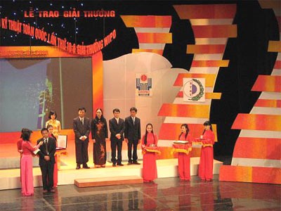 The awards ceremony for the 10th technical creativity competition was held at Hanoi’s Opera House January 19. The awards ceremony for the 10th technical creativity competition was held at Hanoi’s Opera House January 19.