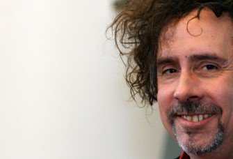 (FILES) In a file picture taken on September 4, 2007 US director Tim Burton poses during a photocall during the 64th Venice International Film Festival at Venice Lido (AFP photo) (FILES) In a file picture taken on September 4, 2007 US director Tim Burton poses during a photocall during the 64th Venice International Film Festival at Venice Lido (AFP photo)
