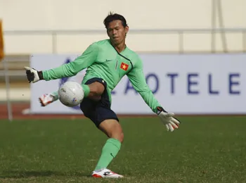 Thủ môn Bùi Tấn Trường (CS Đồng Tháp và đội tuyển U23)