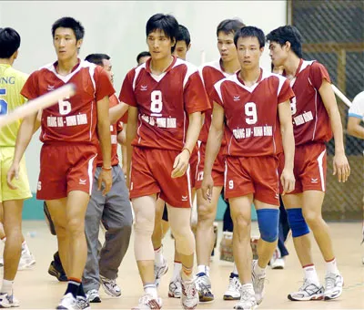 Vụ việc chủ công Nguyễn Hữu Hà gặp rắc rối với CLB Tràng An Ninh Bình: Chờ đến bao giờ?