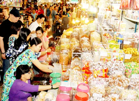 Khởi động thị trường Tết Canh Dần 2010: Hàng hóa dồi dào, sức mua tăng