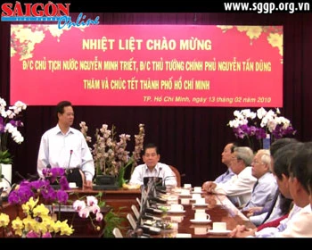 Chủ tịch nước Nguyễn Minh Triết, Thủ tướng Nguyễn Tấn Dũng đến thăm và chúc Tết Thành ủy TPHCM ảnh 3 Chủ tịch nước Nguyễn Minh Triết, Thủ tướng Nguyễn Tấn Dũng đến thăm và chúc Tết Thành ủy TPHCM ảnh 3