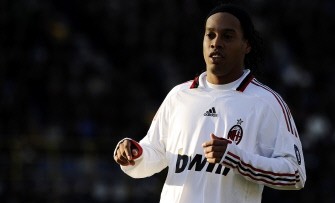 AC Milan's Brasilian forward Ronaldinho during the Serie A football match against Bologna in Bologna's Renato Dallara Stadium on February 7, 2010. AFP PHOTO AC Milan's Brasilian forward Ronaldinho during the Serie A football match against Bologna in Bologna's Renato Dallara Stadium on February 7, 2010. AFP PHOTO