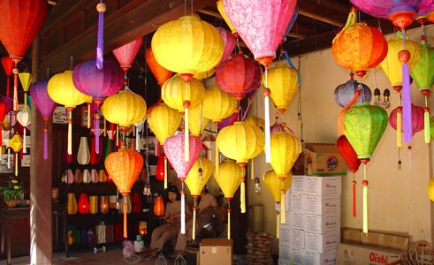 Lantern has become a cultural icon of the town. (Photo:Hoian.vn) Lantern has become a cultural icon of the town. (Photo:Hoian.vn)
