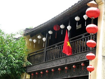 Lanterns have been an important decorative feature in homes and monuments in Hoi An. (Photo:Vnexress) Lanterns have been an important decorative feature in homes and monuments in Hoi An. (Photo:Vnexress)