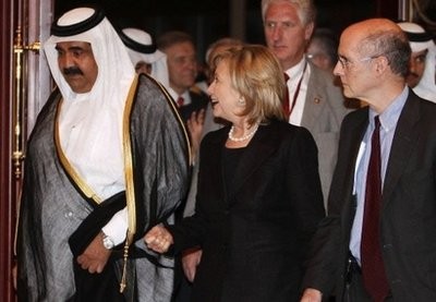 US Secretary of State Hillary Clinton speaks with Qatari Emir Sheikh Hamad bin Khalifah al-thani (L) before the US-Islamic World Forum in Doha on February 14, 2010. US Secretary of State Hillary Clinton speaks with Qatari Emir Sheikh Hamad bin Khalifah al-thani (L) before the US-Islamic World Forum in Doha on February 14, 2010.
