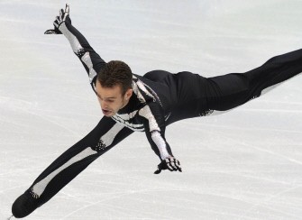 Belgium's Kevin van der Perren competes in the men's 2010 Winter Olympics figure skating short program in Vancouver on February 16, 2010. AFP PHOTO Belgium's Kevin van der Perren competes in the men's 2010 Winter Olympics figure skating short program in Vancouver on February 16, 2010. AFP PHOTO