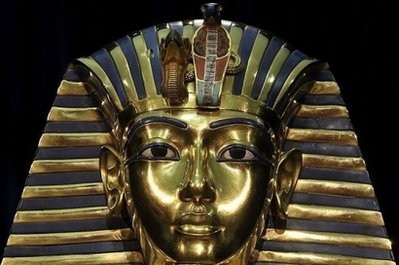 A replica of the death mask of Egyptian pharaoh Tutankhamun is on display in 2009 at an exhibition in southern Germany. A replica of the death mask of Egyptian pharaoh Tutankhamun is on display in 2009 at an exhibition in southern Germany.