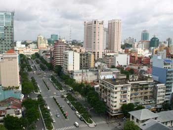 A view of HCM City. The city authorities are determined to protect the environment and make the city more green. (Photo: dothi.net) A view of HCM City. The city authorities are determined to protect the environment and make the city more green. (Photo: dothi.net)