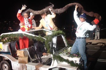 Mr. Tran Van Hay (L) is the record holder for the longest hair in Vietnam Mr. Tran Van Hay (L) is the record holder for the longest hair in Vietnam