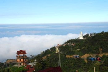 Ba Na Hill is likely a heaven place with beautiful forest and nice weather Ba Na Hill is likely a heaven place with beautiful forest and nice weather
