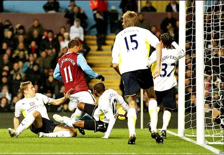 Premier League - vòng 25, Tottenham (4) - Aston Villa (7): Thanh kiếm & lá chắn