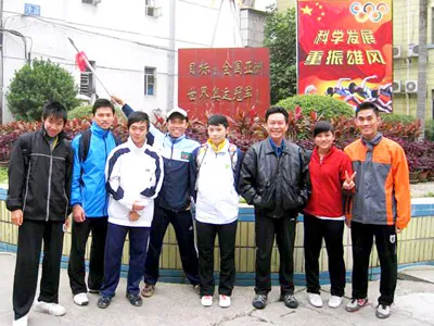 Tuyển taolu TPHCM không nghỉ tết