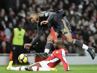 Kết quả vòng 26 Giải Ngoại hạng Anh rạng sáng 11-2: Arsenal trở lại vòng đua