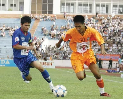 Vòng 1/8 Cúp Quốc gia - Nhựa Hoa sen (ngày 19-2): Bỏ hay… tham?