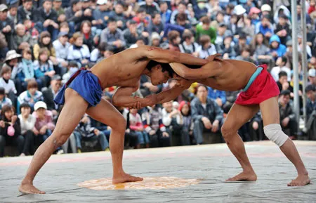 Trẩy hội đầu xuân