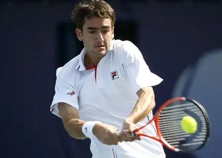 Cilic không gặp vấn đề gì dưới trời nắng nóng. Cilic không gặp vấn đề gì dưới trời nắng nóng.