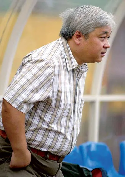 Kỳ 2: “Dị nhân” trong làng bóng đá