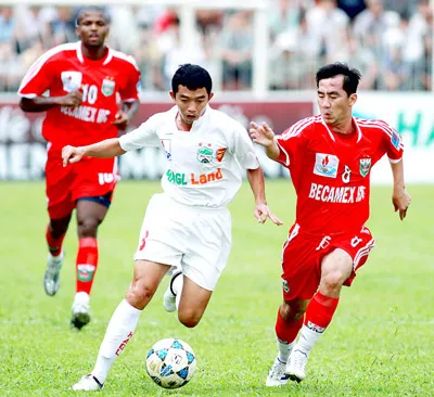 Vòng 3 V-League 2010 (chiều 28-2): Hoàng Anh Gia Lai đã thắng