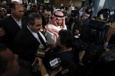 Iraqi foreign minister Hoshyar Zebari, center left and Kuwaiti foreign minister Mohammed al Sabah, center right Iraqi foreign minister Hoshyar Zebari, center left and Kuwaiti foreign minister Mohammed al Sabah, center right