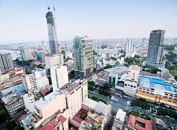 A view of the city with several new skyscrapers. However, experts say that some have not been built in harmony with the overall landscape of HCMC. (Photo: SGGP) A view of the city with several new skyscrapers. However, experts say that some have not been built in harmony with the overall landscape of HCMC. (Photo: SGGP)