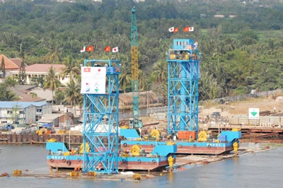 Đốt hầm số 1 đã được cố định vào lúc 15 giờ 30 phút. Ảnh: Cao Thăng Đốt hầm số 1 đã được cố định vào lúc 15 giờ 30 phút. Ảnh: Cao Thăng
