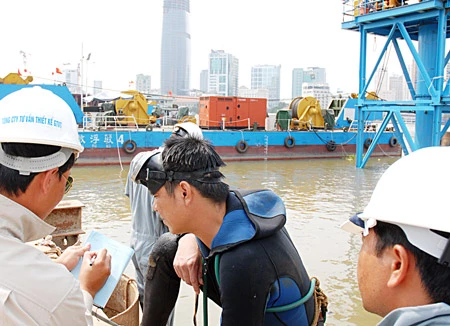 Đưa đốt hầm Thủ Thiêm vào đúng vị trí