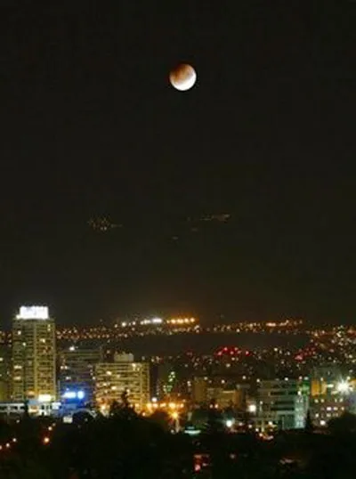 Chile: 80% khu dân cư bị mất điện
