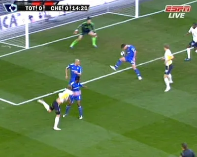 Vòng 35 Giải Ngoại hạng Anh: Bàn thắng quý giá của Man.United ở phút 90+3 ảnh 4 Vòng 35 Giải Ngoại hạng Anh: Bàn thắng quý giá của Man.United ở phút 90+3 ảnh 4